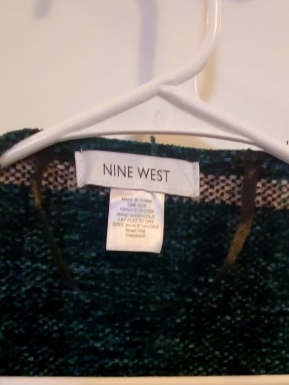 9 West Wrap-ping - Picture 4 of 4
